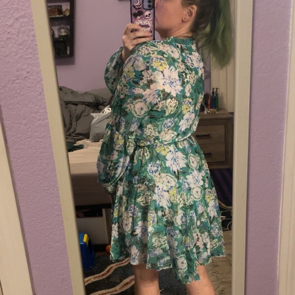 XL Clarisbelle Floral Dress - Picture 2 of 2